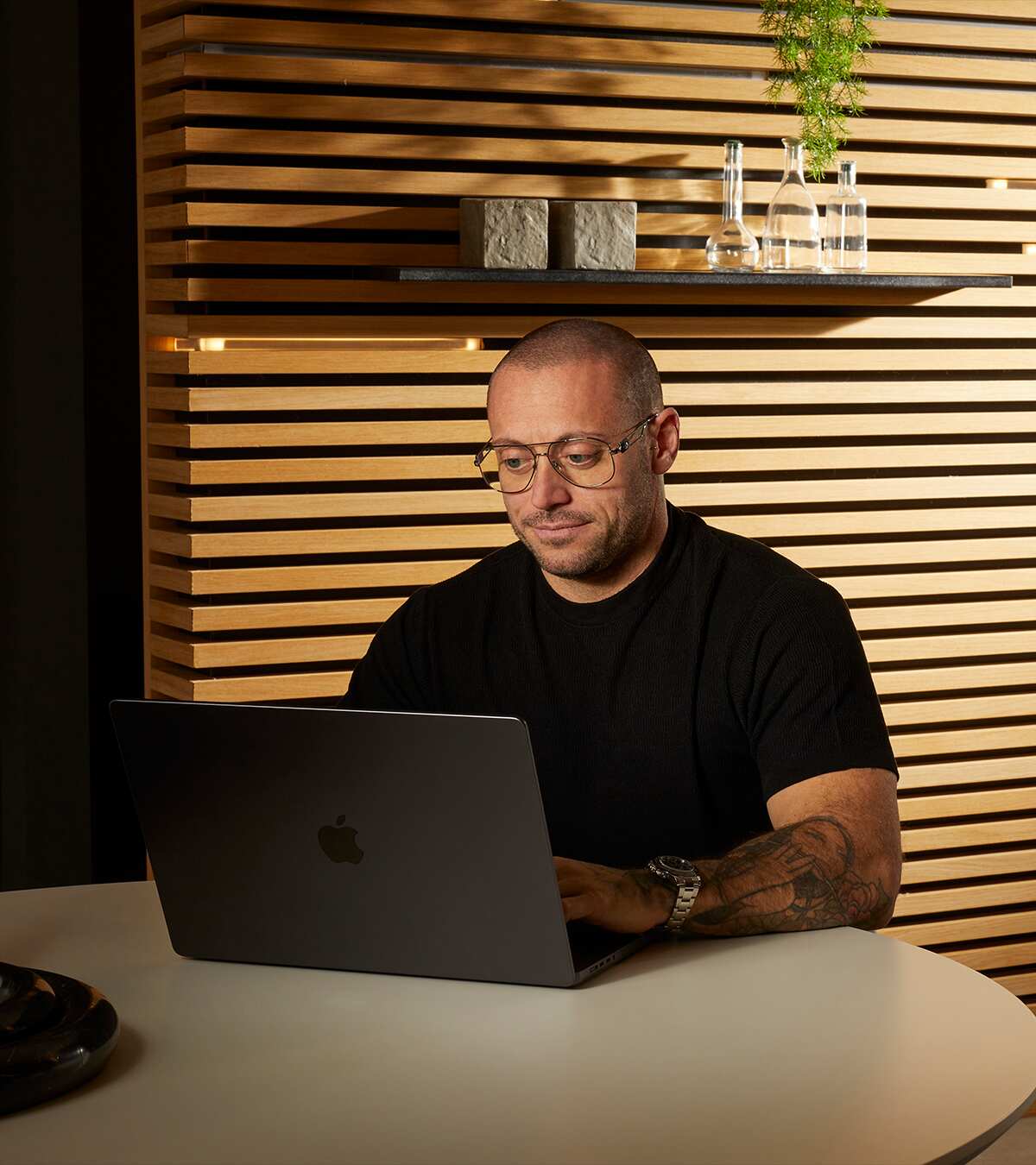 Gianluca Mazzolini, personal trainer a Brescia, durante una consulenza